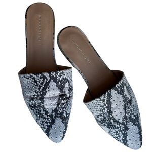 Madden Girl Tania Snake Skin Print Studded Mules in Size 9